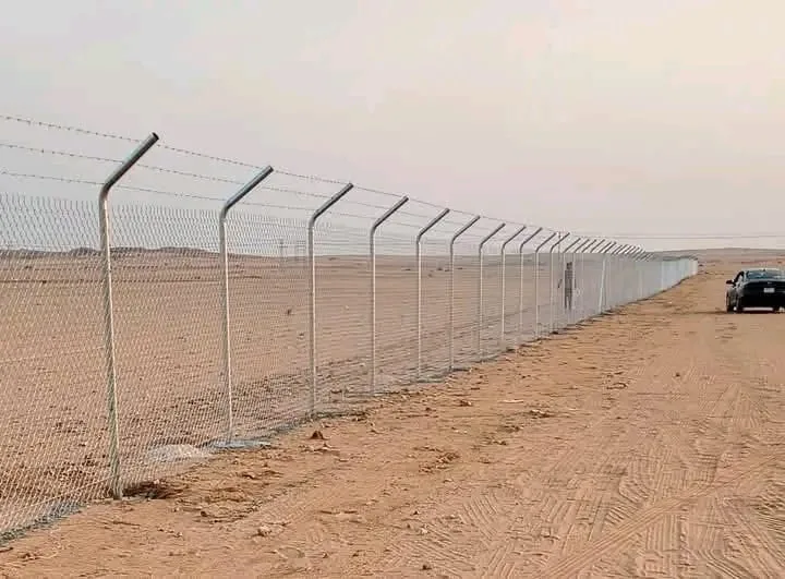 شبك معدني للمواقع من أعمال أُسس العواصم في الرياض